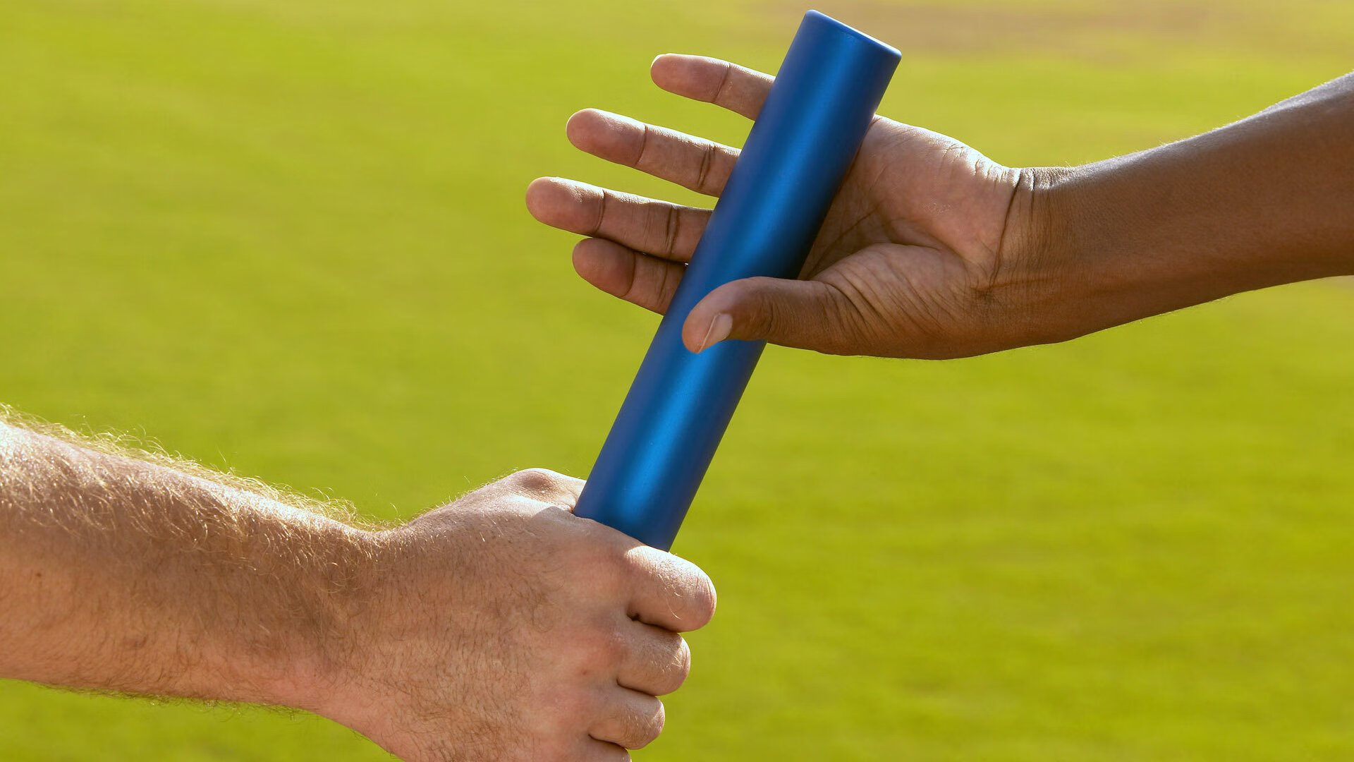 精密齿轮与极限油门,从威斯特法伦到巴林,德国式胜利如何统治赛场